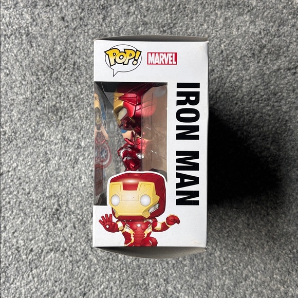 Funko Pop Marvel Captain America and Iron Man Figures - Picture 2 of 5